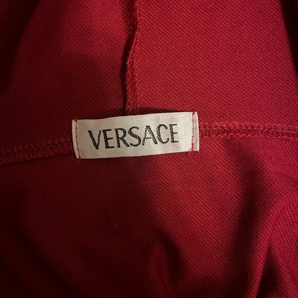 ❤️ Authentic Versace Red Sweatpants Set – Size Medium (Pre-Owned) ❤️ - Picture 5 of 5